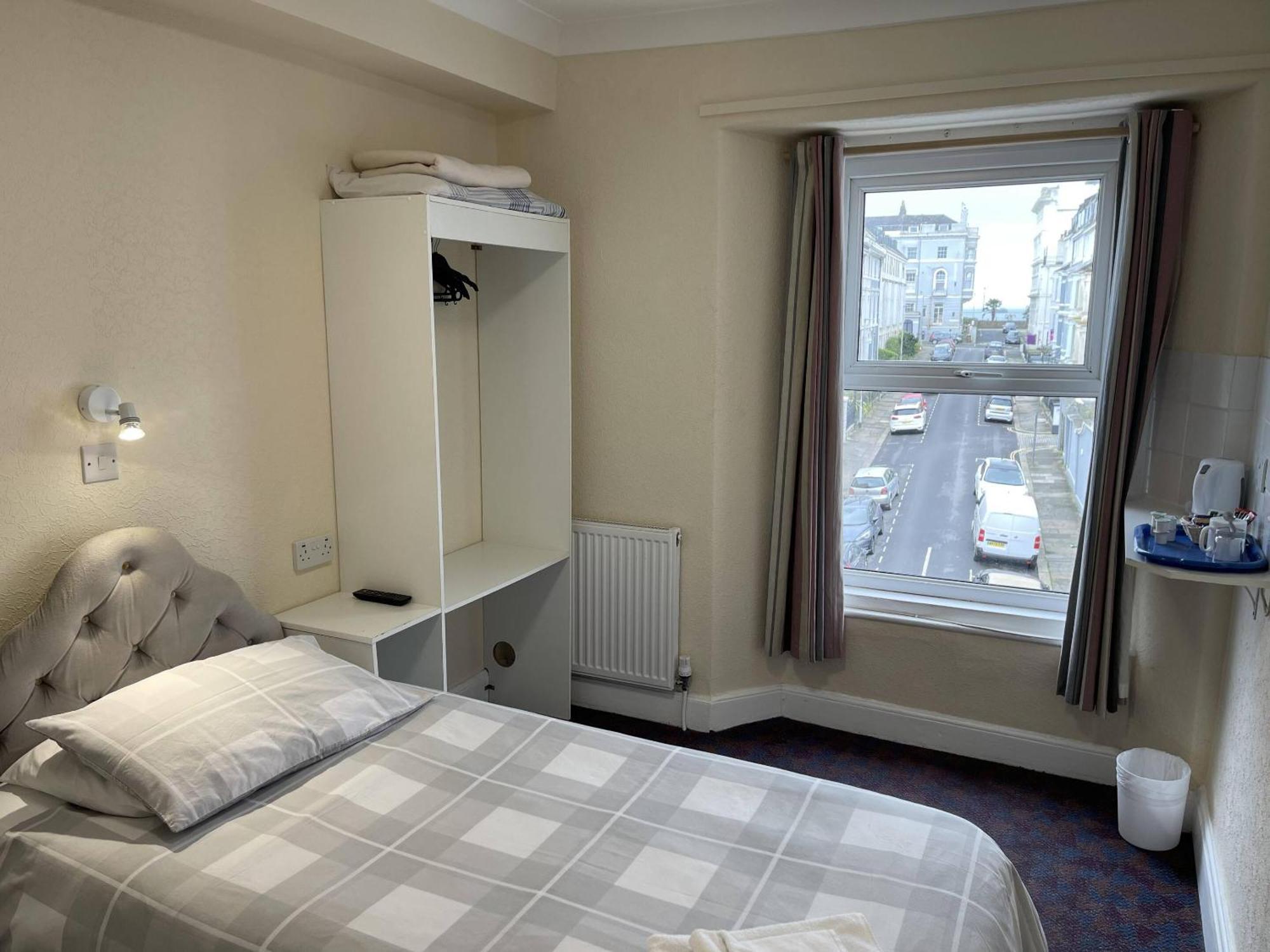 Lamplighter Guesthouse Plymouth Oda fotoğraf