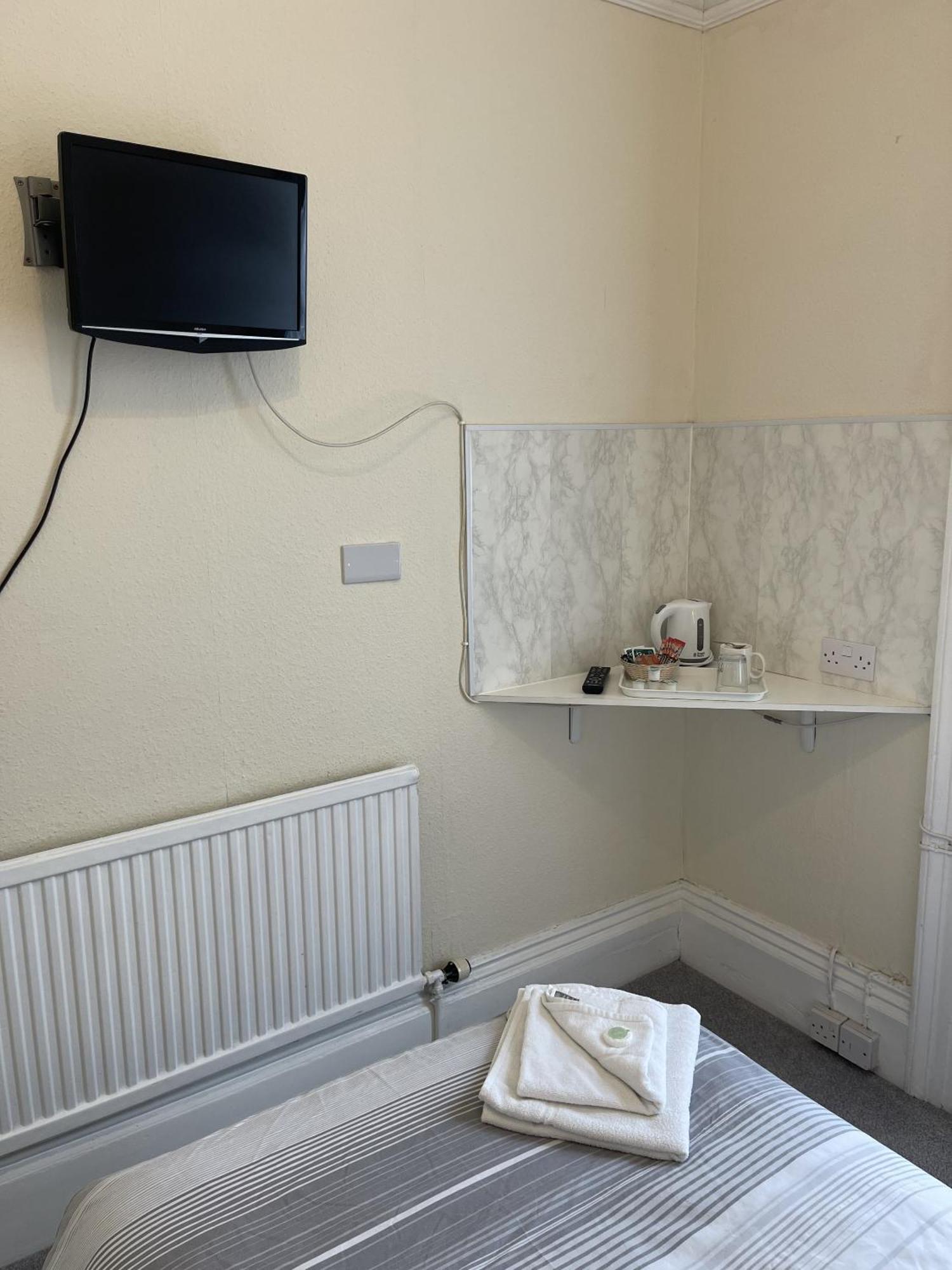 Lamplighter Guesthouse Plymouth Oda fotoğraf